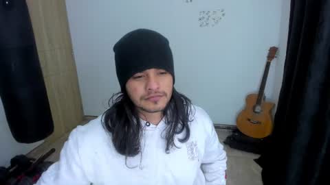 Snapshot of loganhot22 chatting on 06-16-26, 04:04 Logan online show from 06-16-26, 04:04