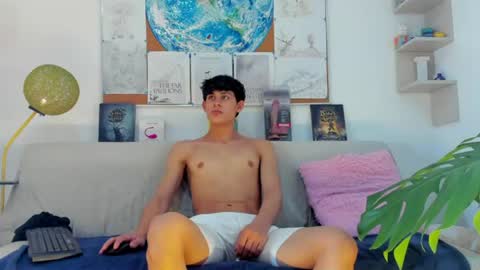 Snapshot of loganoficialx chatting on 07-16-26, 05:08 loganoficialx online show from 07-16-26, 05:08
