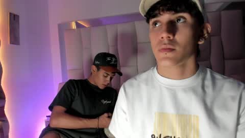 logantwink18 online show from 03-27-26, 02:28