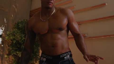 loganvarela online show from 10-26-25, 01:33