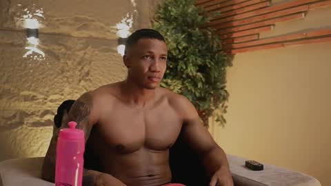 loganvarela online show from 10-26-25, 02:12