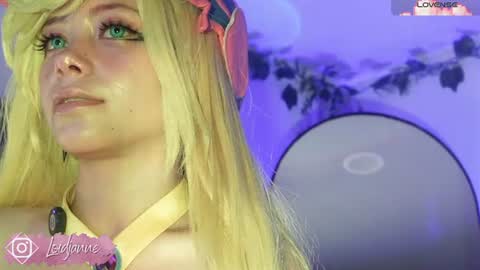 Snapshot of loidjanne chatting on 06-27-26, 11:54 Janne Miller 9pm to 3am GMT-5 online show from 06-27-26, 11:54