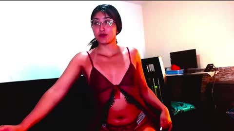 Lois online show from 07-04-26, 01:01