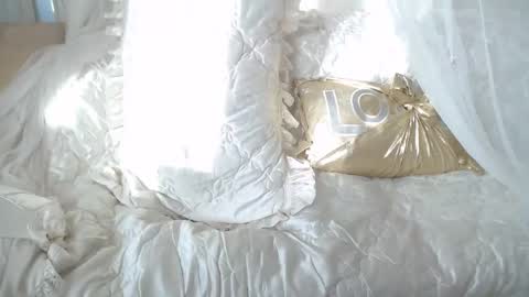 Lilu online show from 11-26-25, 07:31