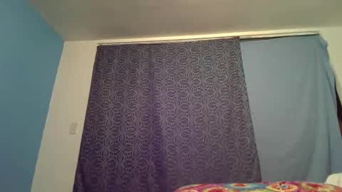 Snapshot of lola52990 chatting on 11-08-25, 06:24 Lola online show from 11-08-25, 06:24