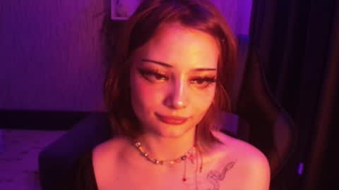 lola online show from 03-01-25, 04:33