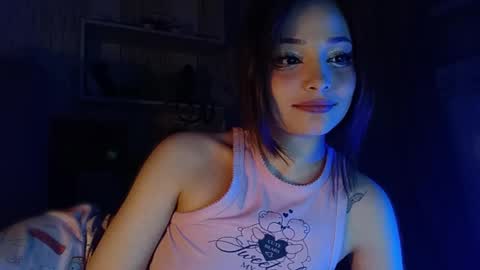 lola online show from 04-12-26, 03:28