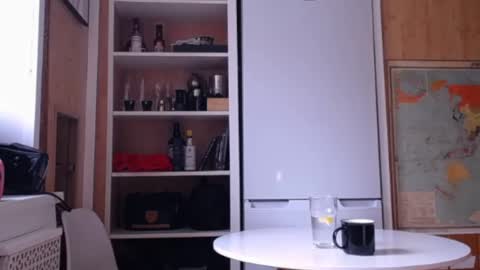 Lola online show from 03-06-26, 12:01