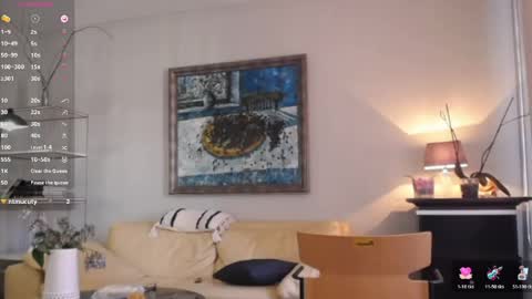 Snapshot of lola_dinky chatting on 05-20-26, 01:17 Lola online show from 05-20-26, 01:17