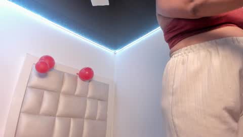 Snapshot of lola_js chatting on 07-03-26, 12:00 lola_js online show from 07-03-26, 12:00