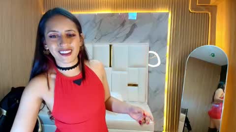 Lola online show from 03-19-26, 08:46