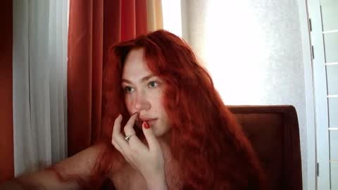 LolaaMint  online show from 04-05-26, 08:11