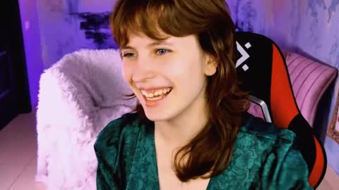 Snapshot of lolaasmus chatting on 05-15-26, 03:19 I consider myself the god Loki but life just calls me LOL online show from 05-15-26, 03:19