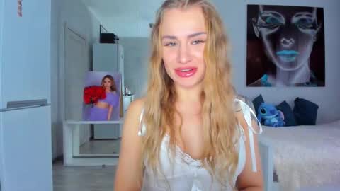 Snapshot of lolabani675452 chatting on 10-14-25, 10:16 lolabani675452 online show from 10-14-25, 10:16