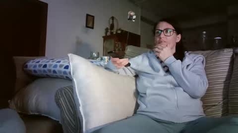 LOLA HUESO y ERIC online show from 01-16-26, 04:22