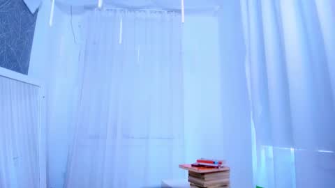 lola online show from 11-24-25, 01:11