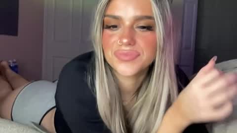 lolamarie_ online show from 02-28-26, 03:07