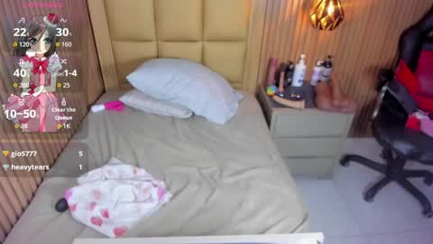 LOLA online show from 04-09-26, 06:19