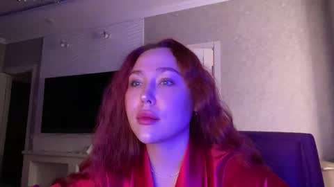 Snapshot of lolamint_ chatting on 09-13-25, 12:16 Lola online show from 09-13-25, 12:16