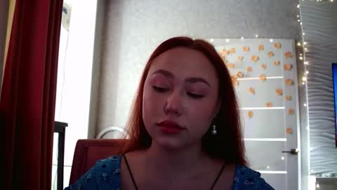 Snapshot of lolamint_ chatting on 10-20-25, 09:54 Lola online show from 10-20-25, 09:54