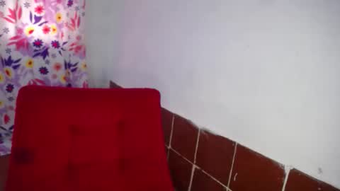 Snapshot of lolamourin chatting on 11-09-25, 01:31 lolamourin online show from 11-09-25, 01:31