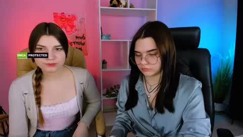 Lola pvt is OPEN online show from 02-13-25, 09:51