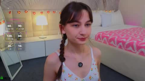 Lola online show from 02-09-26, 01:42