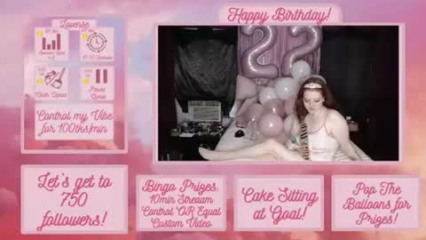 Snapshot of lolarae_xx chatting on 06-14-26, 05:04 lolarae_xx online show from 06-14-26, 05:04