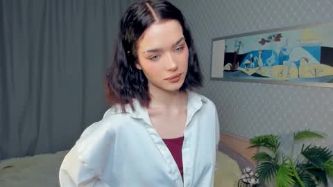 Tsarina online show from 12-17-25, 10:10