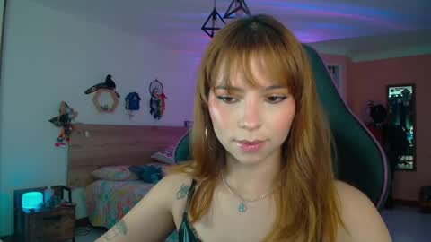 Lola doll online show from 10-16-25, 05:25