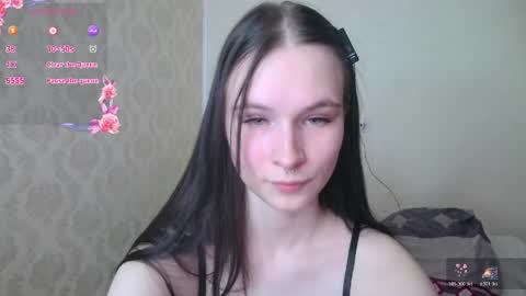 Snapshot of lolavibe6 chatting on 05-04-26, 05:09 Lola online show from 05-04-26, 05:09