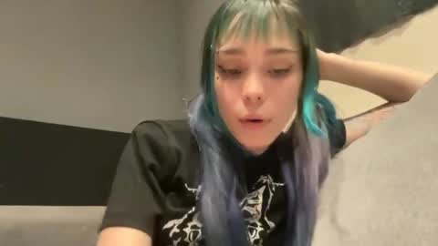 lole online show from 03-30-26, 07:48