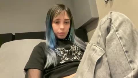 Snapshot of lole6913 chatting on 05-01-26, 12:15 lole online show from 05-01-26, 12:15