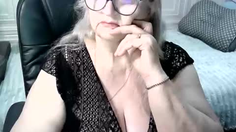Snapshot of lolkaalyss chatting on 04-23-26, 07:27 LolkaAlyss online show from 04-23-26, 07:27