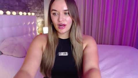 Victoria online show from 11-21-25, 05:44