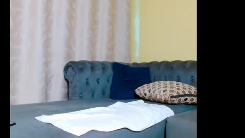 Belle online show from 05-05-26, 06:54
