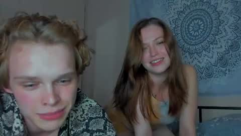 Snapshot of lolnoillimsary chatting on 06-30-26, 10:11 Nelis online show from 06-30-26, 10:11