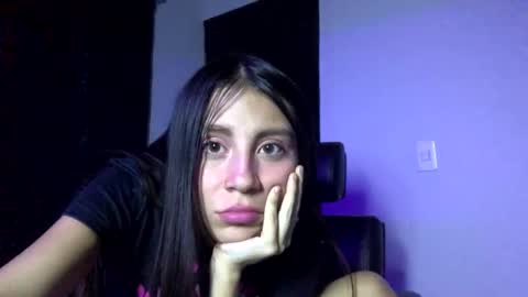 Loly  online show from 02-08-25, 06:01