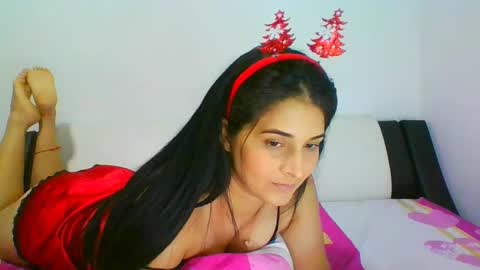 estehfania online show from 12-18-24, 02:21