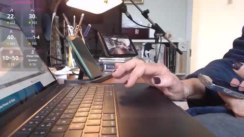 london_lad_101 online show from 03-06-26, 10:01