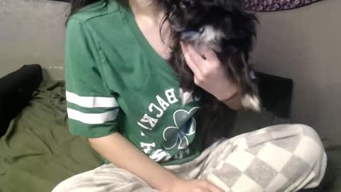 Snapshot of londonray chatting on 06-08-26, 12:36 londonray online show from 06-08-26, 12:36