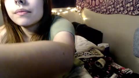 Snapshot of londonray chatting on 07-16-26, 11:44 londonray online show from 07-16-26, 11:44
