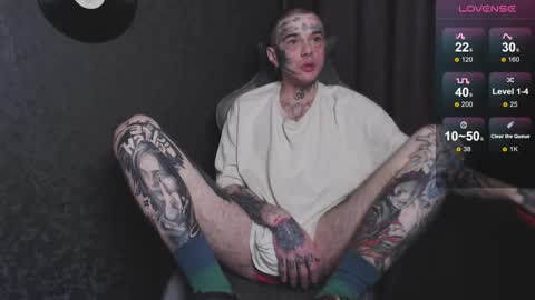 Snapshot of lone1ycrystal chatting on 12-15-24, 10:07 Chris online show from 12-15-24, 10:07