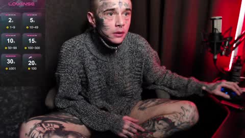 Snapshot of lone1ycrystal chatting on 01-24-25, 05:11 Chris online show from 01-24-25, 05:11