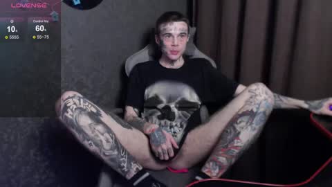 Snapshot of lone1ycrystal chatting on 03-12-25, 12:57 Chris online show from 03-12-25, 12:57