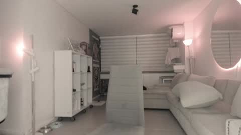 Snapshot of lonelly_lolly98 chatting on 02-08-25, 02:58 SABRINA online show from 02-08-25, 02:58