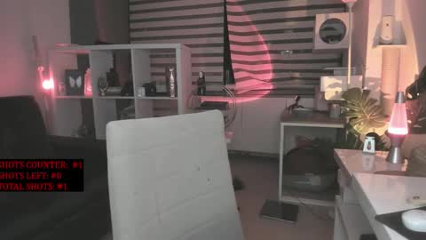 Snapshot of lonelly_lolly98 chatting on 09-25-25, 11:52 SABRINA online show from 09-25-25, 11:52