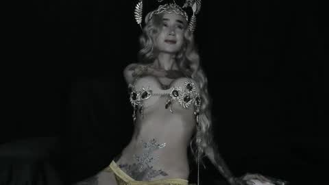 Snapshot of lonelly_lolly98 chatting on 11-04-25, 01:48 SABRINA online show from 11-04-25, 01:48