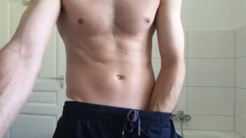 Snapshot of lonely_big chatting on 06-22-26, 09:39 lonely_big online show from 06-22-26, 09:39
