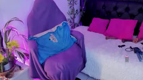 Jennifer  online show from 02-09-26, 04:11